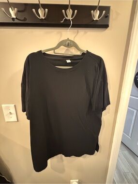 Over-sized Black Short Sleeve Tee